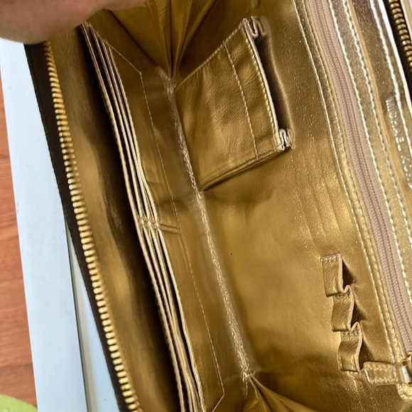 MICHAEL KORS ZIP AROUND TABLET CASE ORGANIZER DOUBLE COMPARTMENT - Picture 7 of 9